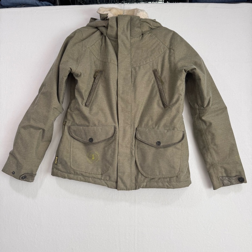 Women’s small 13-77 snowboarding hooded jacket.